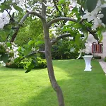 Panzió Gartenzimmer Im Schloss Neuhausen 3*