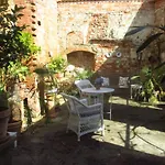 Panzió Gartenzimmer Im Schloss Neuhausen 3*